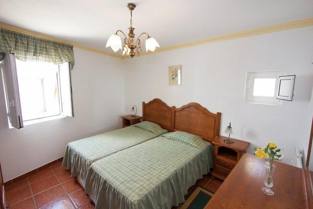 Apartamentos Os Descobrimentos Бургау Екстериор снимка