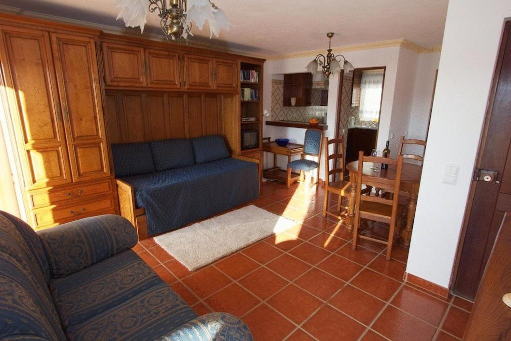 Apartamentos Os Descobrimentos Бургау Екстериор снимка