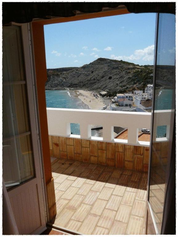 Apartamentos Os Descobrimentos Бургау Екстериор снимка